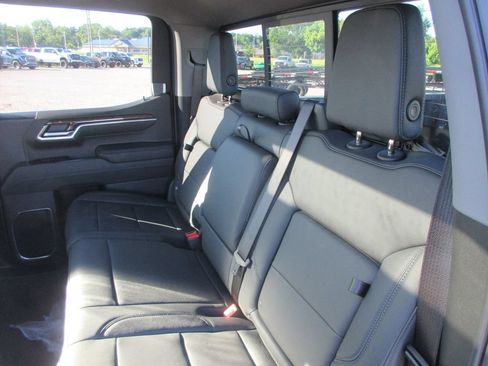 New 2026 GMC Sierra 1500 Elevation w/ Elevation Premium Package AWD/4WD image 16