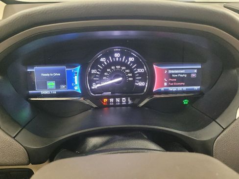Used 2017 Lincoln MKZ Select w/ Climate Package FWD image 23