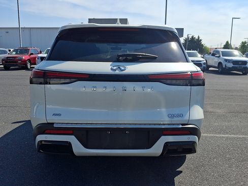 Certified 2023 INFINITI QX60 Luxe w/ Cargo Package AWD/4WD image 5