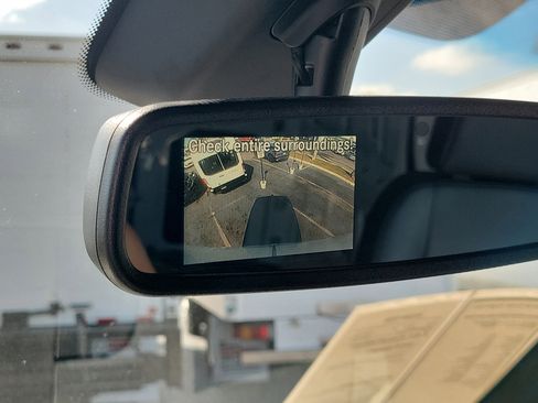 Used 2025 Mercedes-Benz Sprinter 2500 image 31