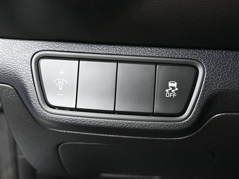 Used 2022 Kia Forte LXS FWD image 12
