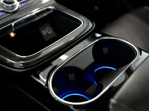 Used 2023 Lincoln Nautilus Reserve AWD/4WD image 26
