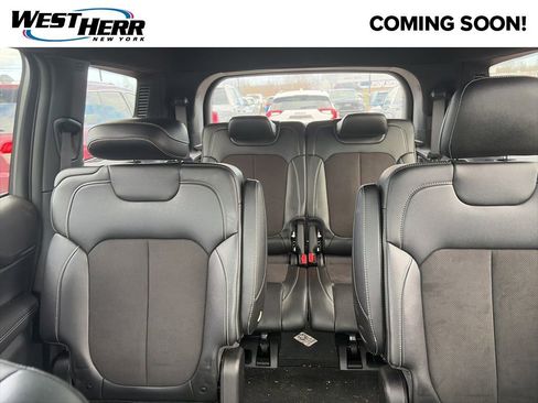 Used 2023 Jeep Grand Cherokee L Laredo image 10