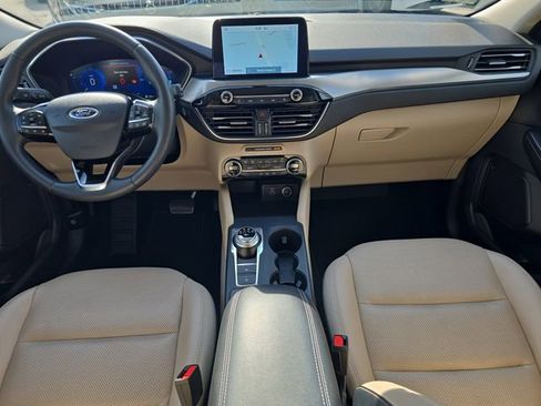 Used 2021 Ford Escape Titanium FWD image 13