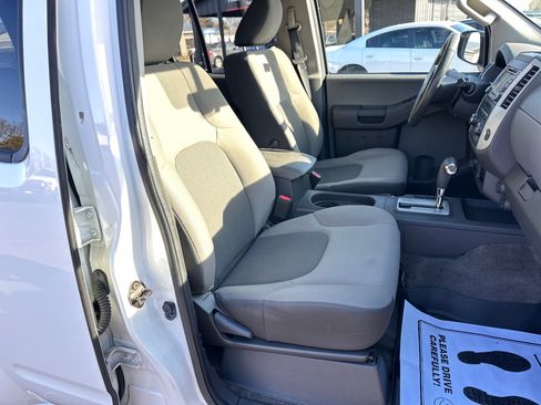 Used 2015 Nissan Xterra PRO-4X image 24