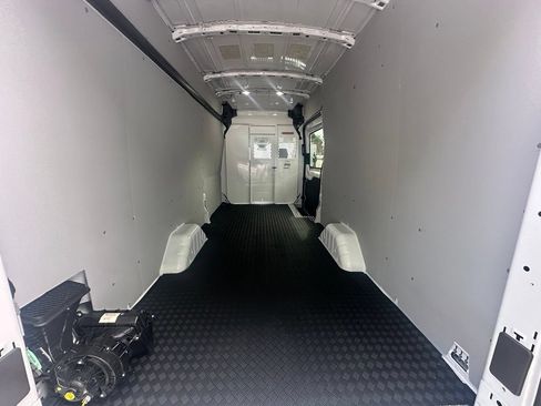 Used 2024 Ford Transit 350 148 High Roof Extended RWD image 8
