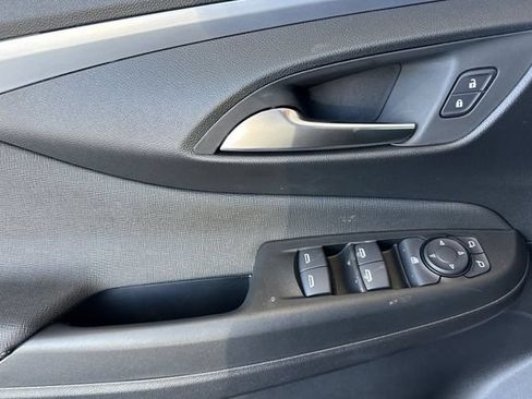 New 2026 Buick Envista Preferred w/ Convenience I Package FWD image 11