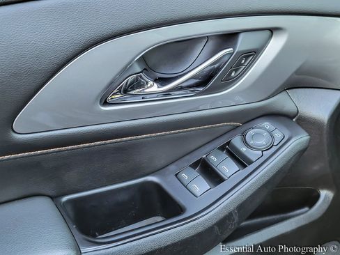 Certified 2019 Chevrolet Traverse LT image 14