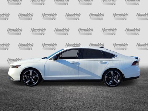 Used 2024 Honda Accord Sport image 4