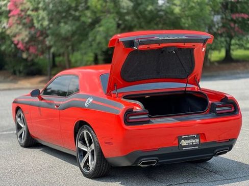 Used 2019 Dodge Challenger GT RWD image 31