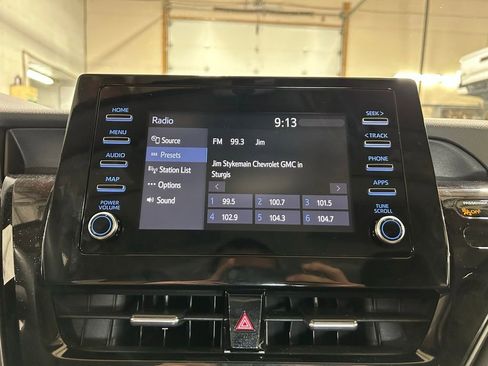 Used 2024 Toyota Camry SE FWD image 27