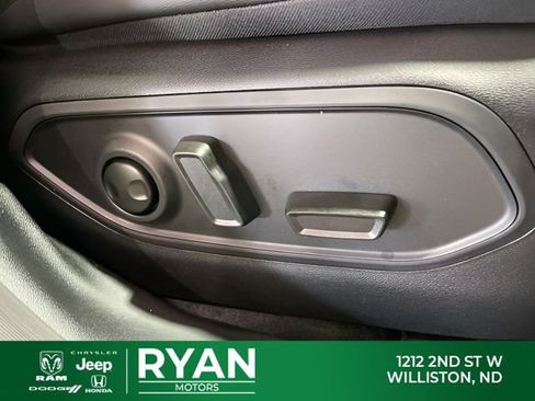 New 2026 Jeep Cherokee Overland w/ Advanced Pro Tech Group AWD/4WD image 48