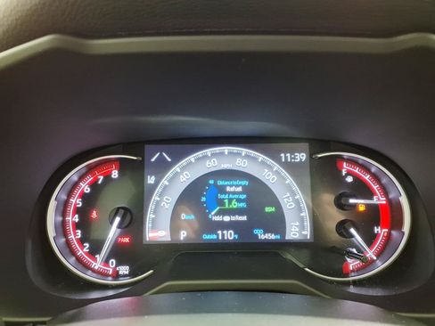 Used 2024 Toyota RAV4 XLE w/ Convenience Package FWD image 25