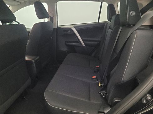 Used 2018 Toyota RAV4 XLE AWD/4WD image 18