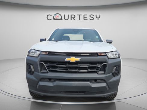 Used 2023 Chevrolet Colorado W/T w/ Advanced Trailering Package image 10