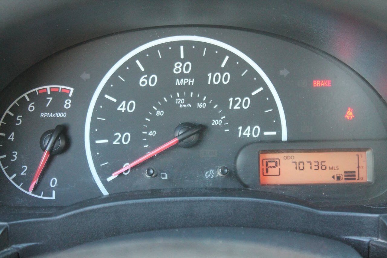 Used 2015 Nissan Versa S Plus FWD image 36