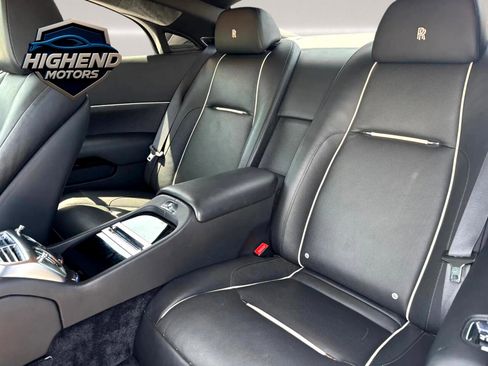 Used 2016 Rolls-Royce Wraith image 13