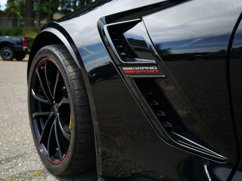 Used 2017 Chevrolet Corvette Grand Sport RWD image 32
