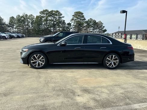 New 2026 Mercedes-Benz E 350 4MATIC Sedan image 4