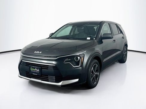 Used 2026 Kia Niro LX FWD image 3