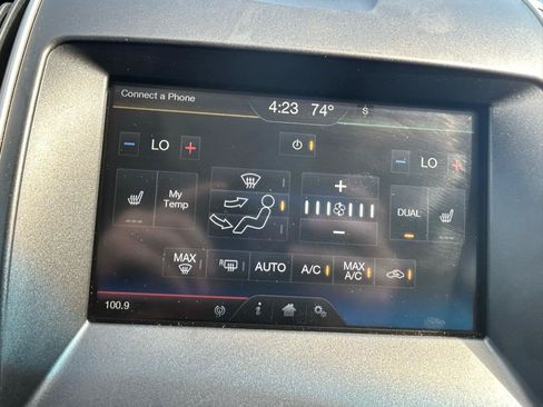Used 2015 Ford Edge SEL w/ Equipment Group 201A FWD image 24