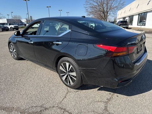 Used 2020 Nissan Altima 2.5 SV image 8