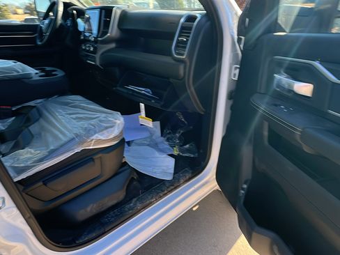 Used 2025 RAM 2500 Big Horn image 19