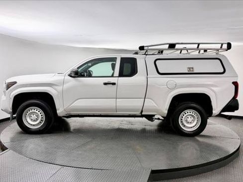Used 2024 Toyota Tacoma SR RWD image 3