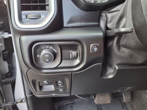 Used 2020 RAM 1500 Big Horn image 13
