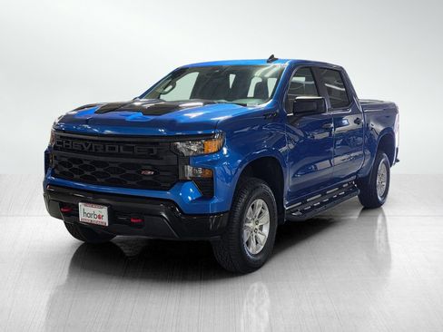 Used 2024 Chevrolet Silverado 1500 Custom Trail Boss w/ LPO, Dark Essentials Package AWD/4WD image 3