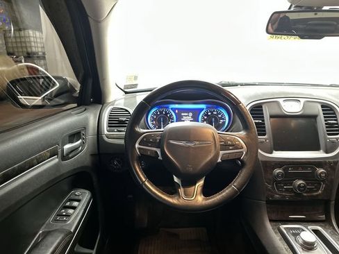 Used 2016 Chrysler 300 C image 13