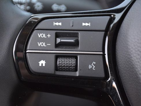 Used 2025 Honda HR-V EX-L image 25