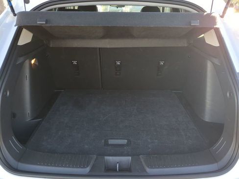 Used 2025 Chevrolet Trax LT w/ LT Convenience Package image 13