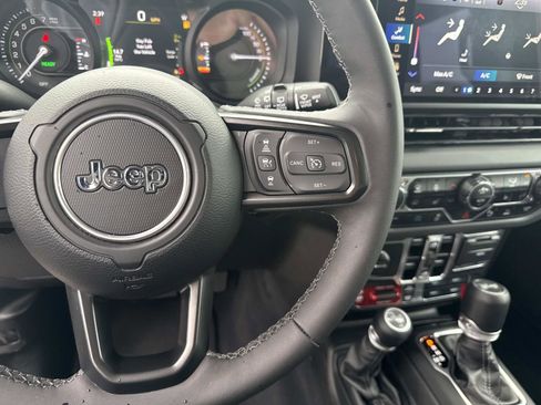 Used 2025 Jeep Wrangler Unlimited Rubicon 4xe w/ Safety Group image 26