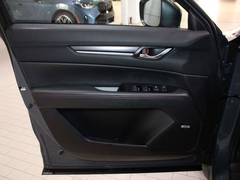 Used 2021 MAZDA CX-5 Carbon Edition image 11