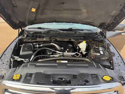 Used 2015 RAM 1500 Lone Star image 40