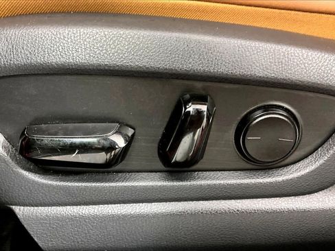 Used 2021 Lexus UX 250h w/ Premium Package AWD/4WD image 32