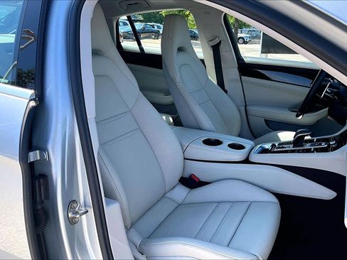 Used 2022 Porsche Panamera 4S AWD/4WD image 9