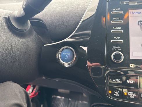 Used 2020 Toyota Prius Prime XLE image 30