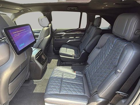 New 2025 Cadillac Escalade IQ Sport 1 w/ Smart Trailering package image 10