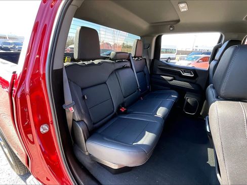 Used 2025 GMC Sierra 1500 SLT image 20