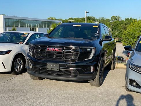 Used 2024 GMC Acadia Elevation w/ Super Cruise Package FWD image 3