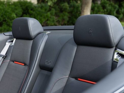 Used 2019 Rolls-Royce Dawn image 57