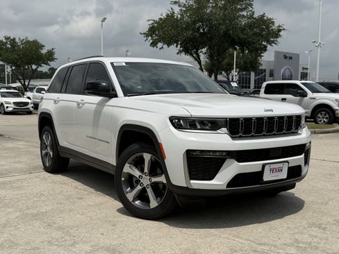 New 2026 Jeep Grand Cherokee Limited AWD/4WD image 2