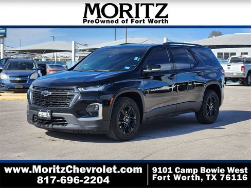 Used 2023 Chevrolet Traverse LT image 1