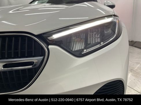 Certified 2025 Mercedes-Benz GLC 300 image 30