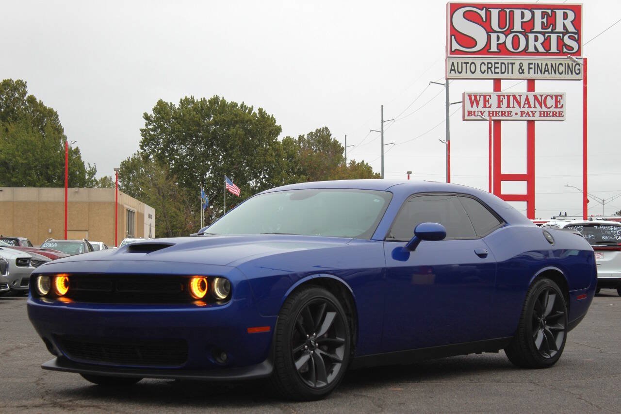 Used 2019 Dodge Challenger GT w/ Plus Package RWD image 7