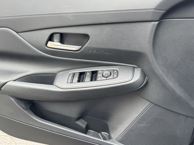New 2027 Nissan Sentra SV w/ Floor Mat Package FWD image 11