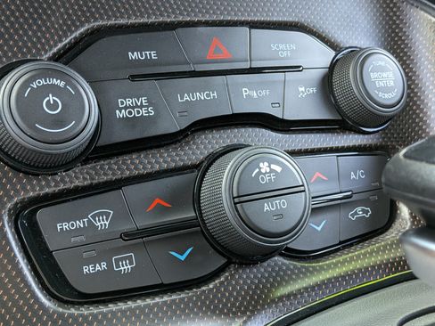 Used 2020 Dodge Challenger R/T Scat Pack RWD image 28