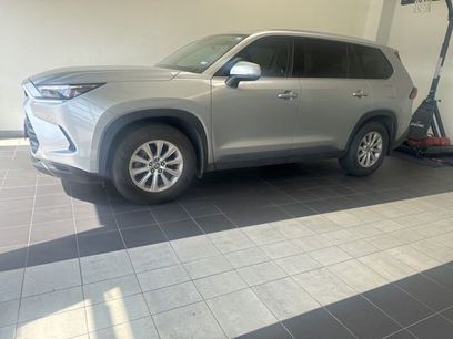 Used 2024 Toyota Grand Highlander FWD